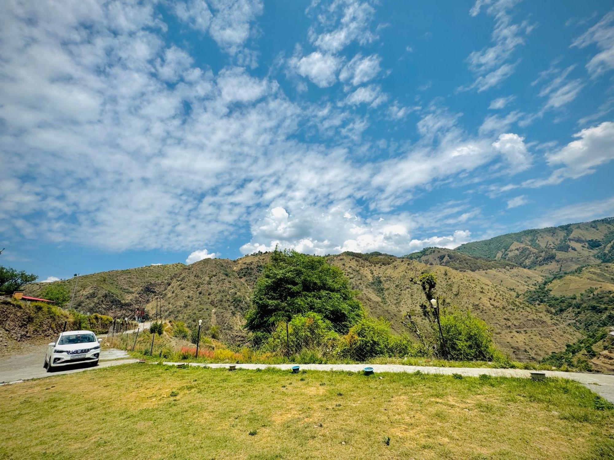 Chakrata Heights Resort Kaliana Eksteriør billede